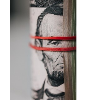 Valutazione del contraffatto pricing e sentimento generale per 30 gg